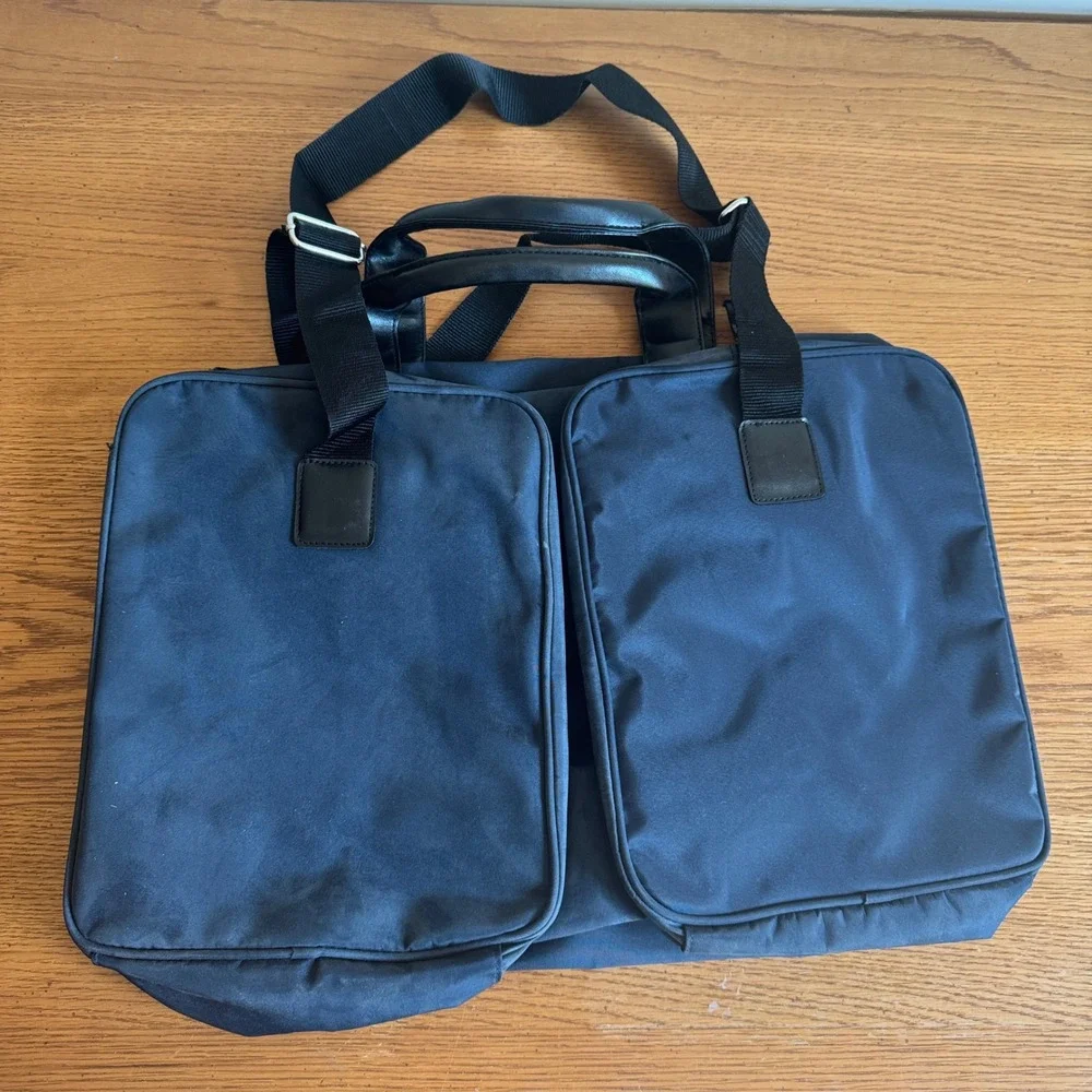 Calvin Klein Navy Blue Nylon Duffle Bag Weekender Travel Carry On‎ Luggage